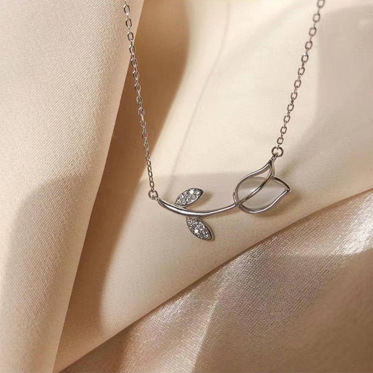 Gifts for Mom, Mothers Day Birthday Gifts for Mom, 925 Silver Necklace, Tulip Flower