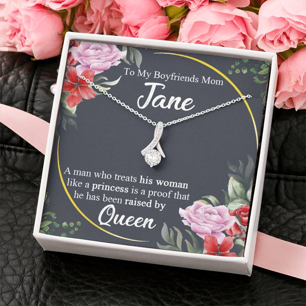 To My Boyfriends Mom Necklace with a Personalized Message Card