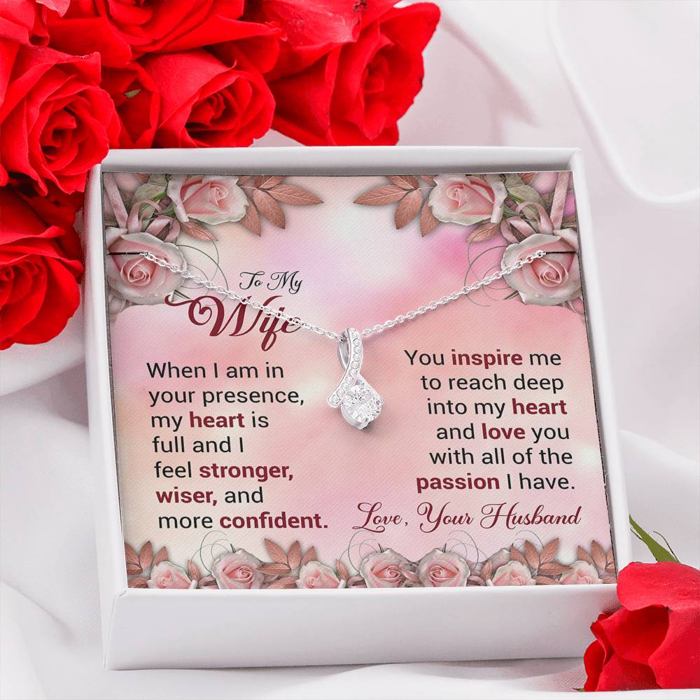 To My Wife Gift Alluring Beauty Necklace with Message Card