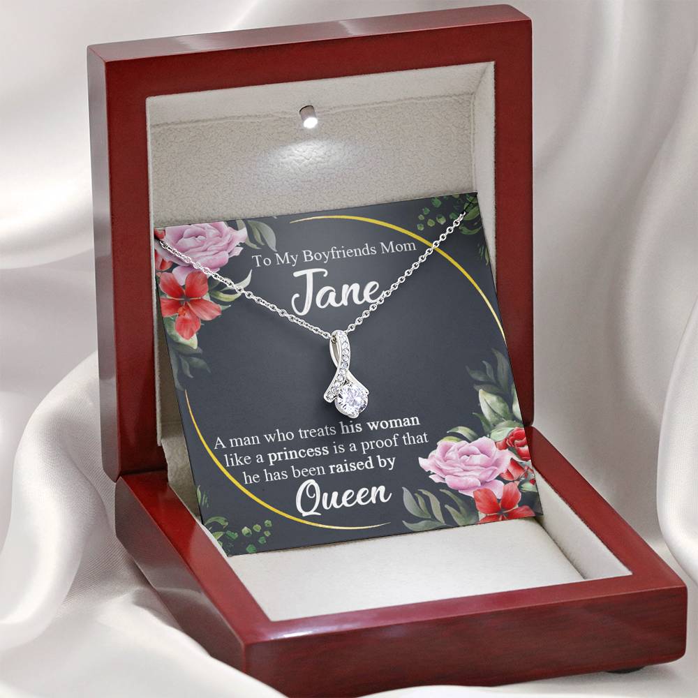 To My Boyfriends Mom Necklace with a Personalized Message Card