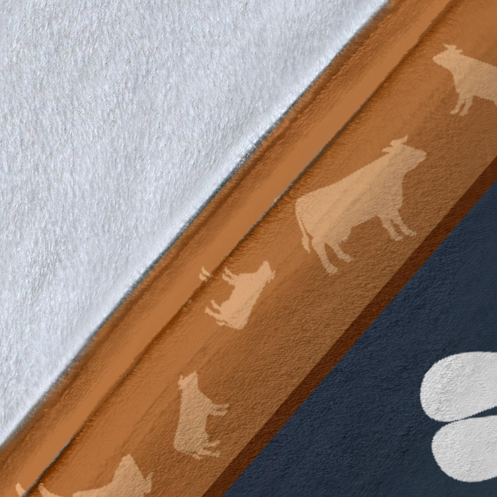 Just a Girl Who Loves Cows Blanket